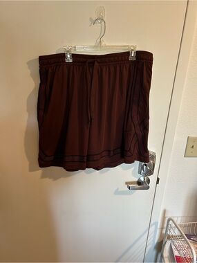 Nike Men's Athletic Shorts Dark Maroon